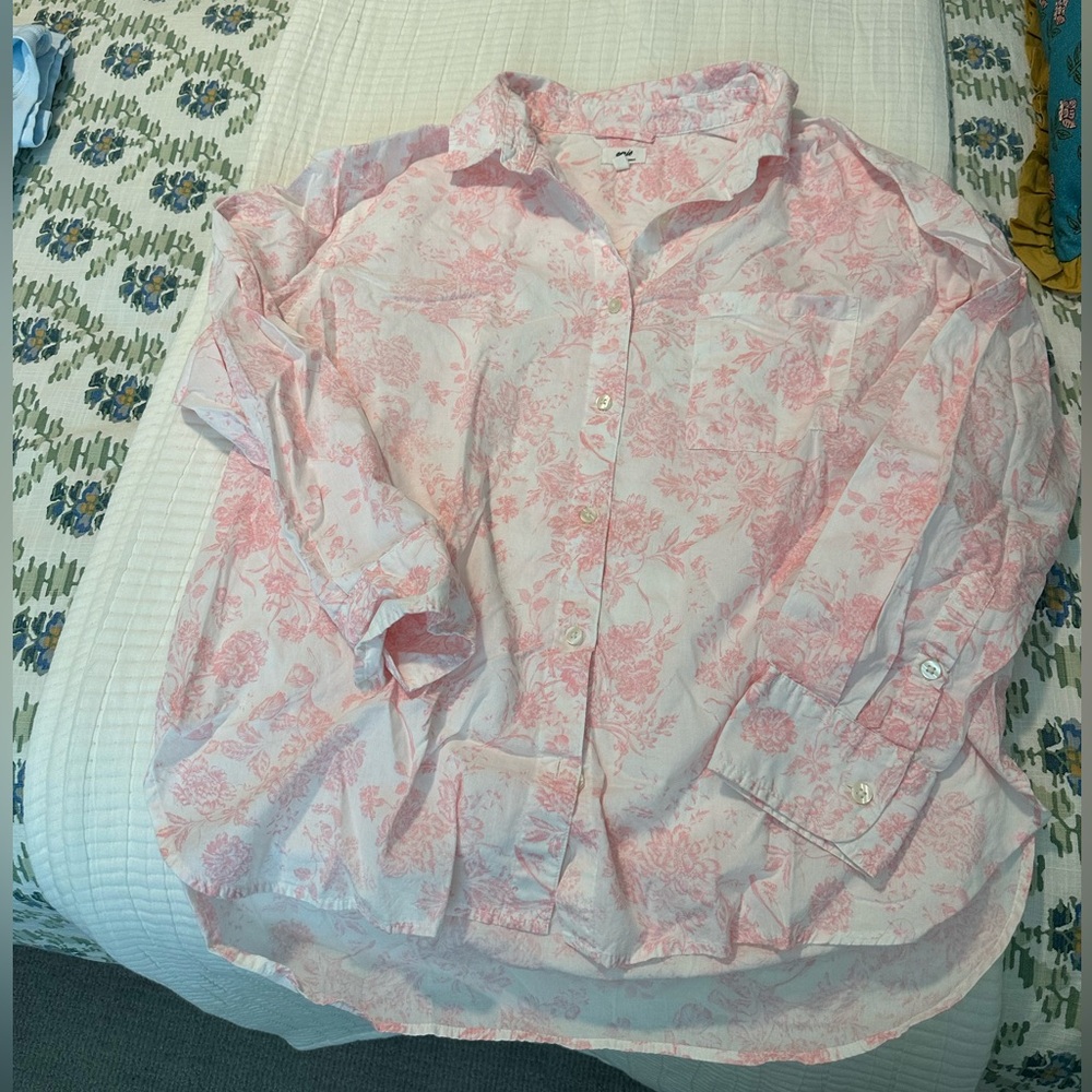 Aerie Women's Pink Floral Button-Down Shirt